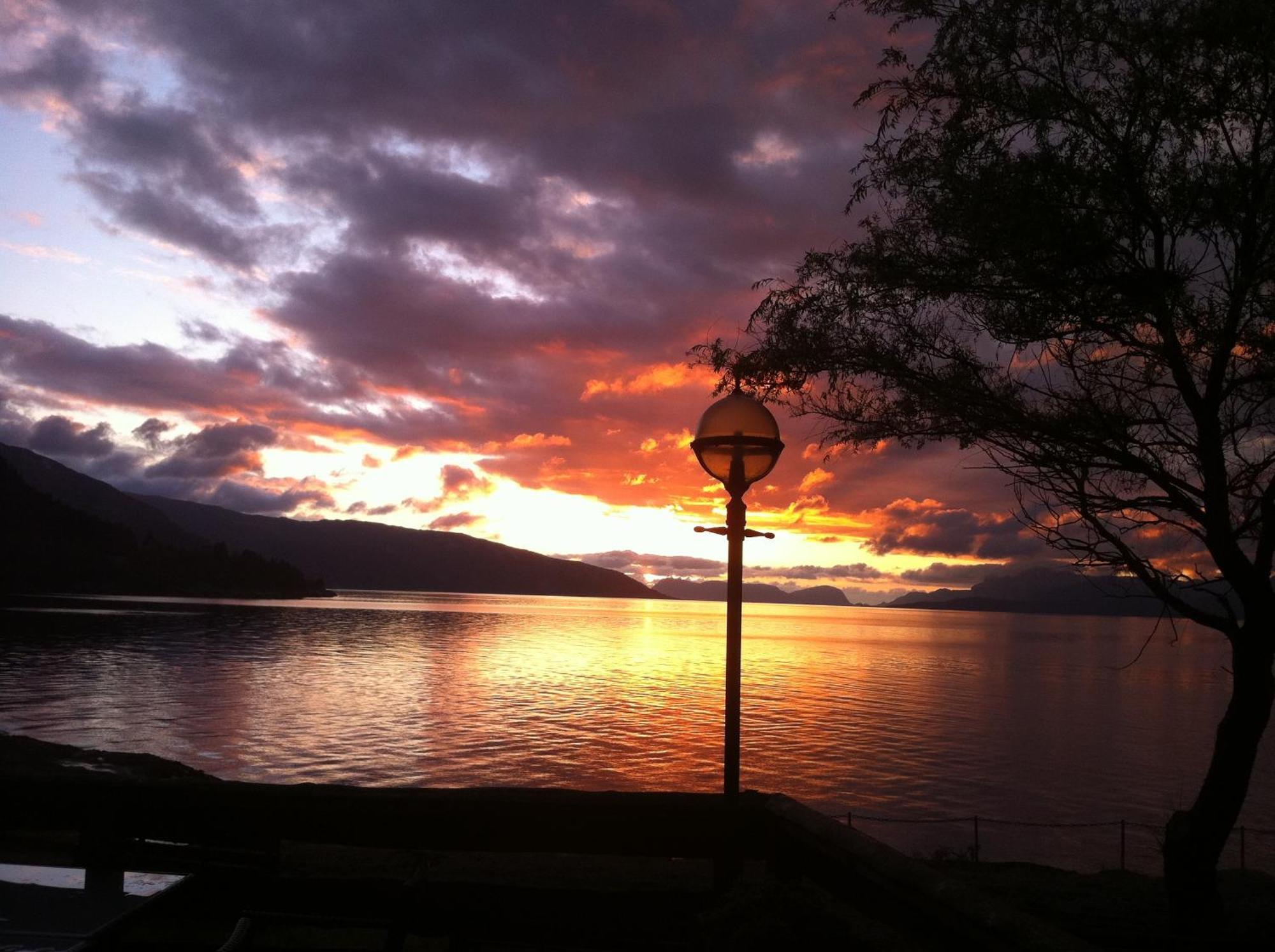 Brekkestranda Fjordhotel Brekke  Dış mekan fotoğraf