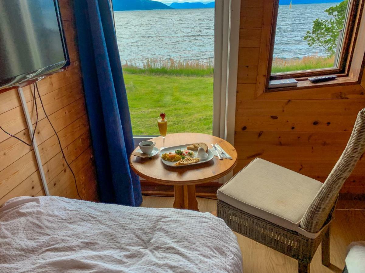Brekkestranda Fjordhotel Brekke  Dış mekan fotoğraf